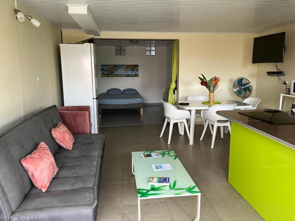 Agreable Appartement En Rez-De-Jardin A 450M De La Mer Sainte-Anne Exteriér fotografie